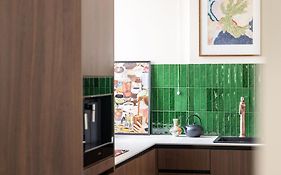 1.75 Paris La Trêve